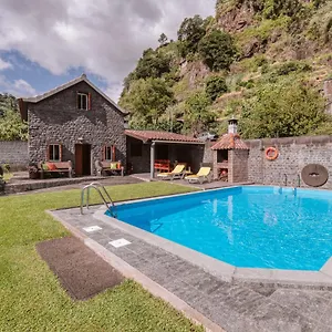  Hébergement de vacances Casa Da Pedra By Amazing Madeira